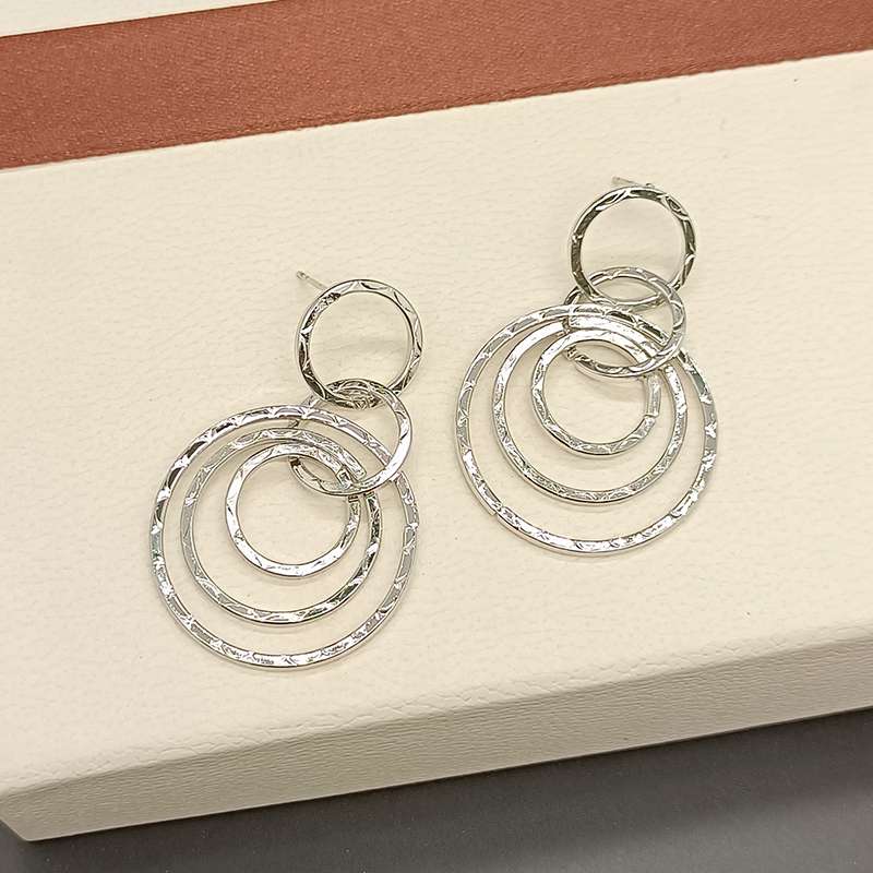 European and American retro ear hooks, personalized alloy multi-layer round earrings, women 's fashionable and trendy party earrings earrings