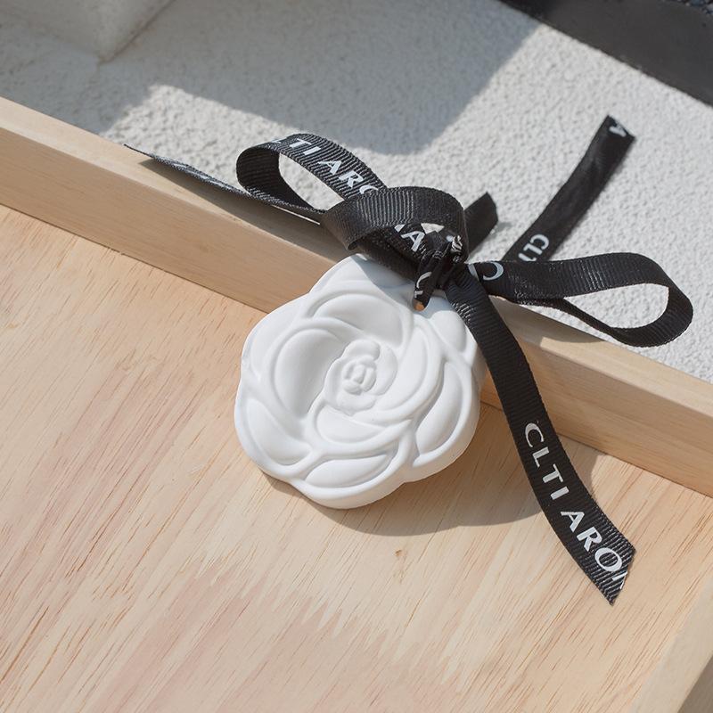 aromatherapy wax tablets car diffuse plaster aromatherapy car air freshener household bedroom air freshing agent soy wax fragrance Application Scenario