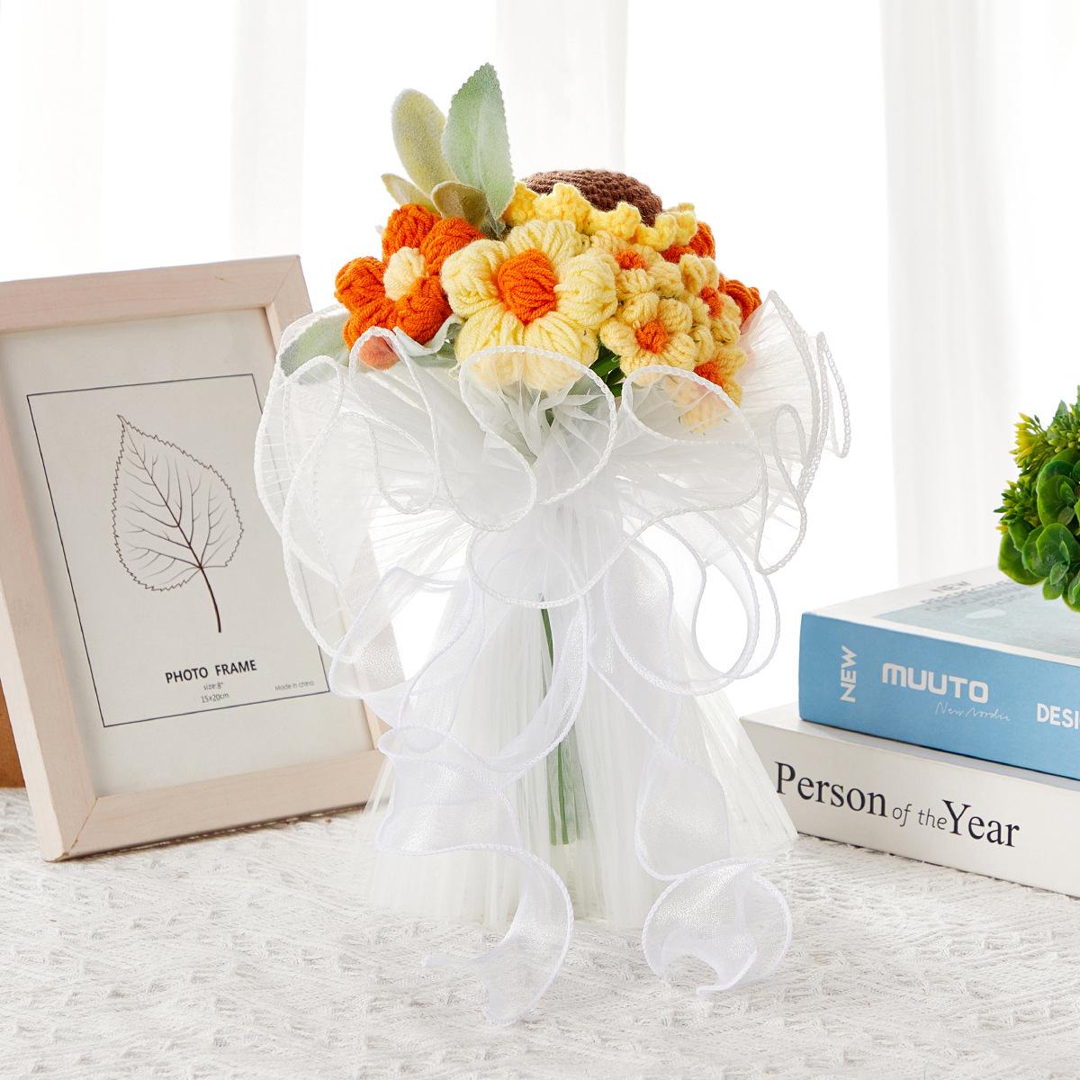 wool knitted bouquet preserved fresh flower mother's day gift hand-woven artificial flower wedding bride creative bridal bouquet