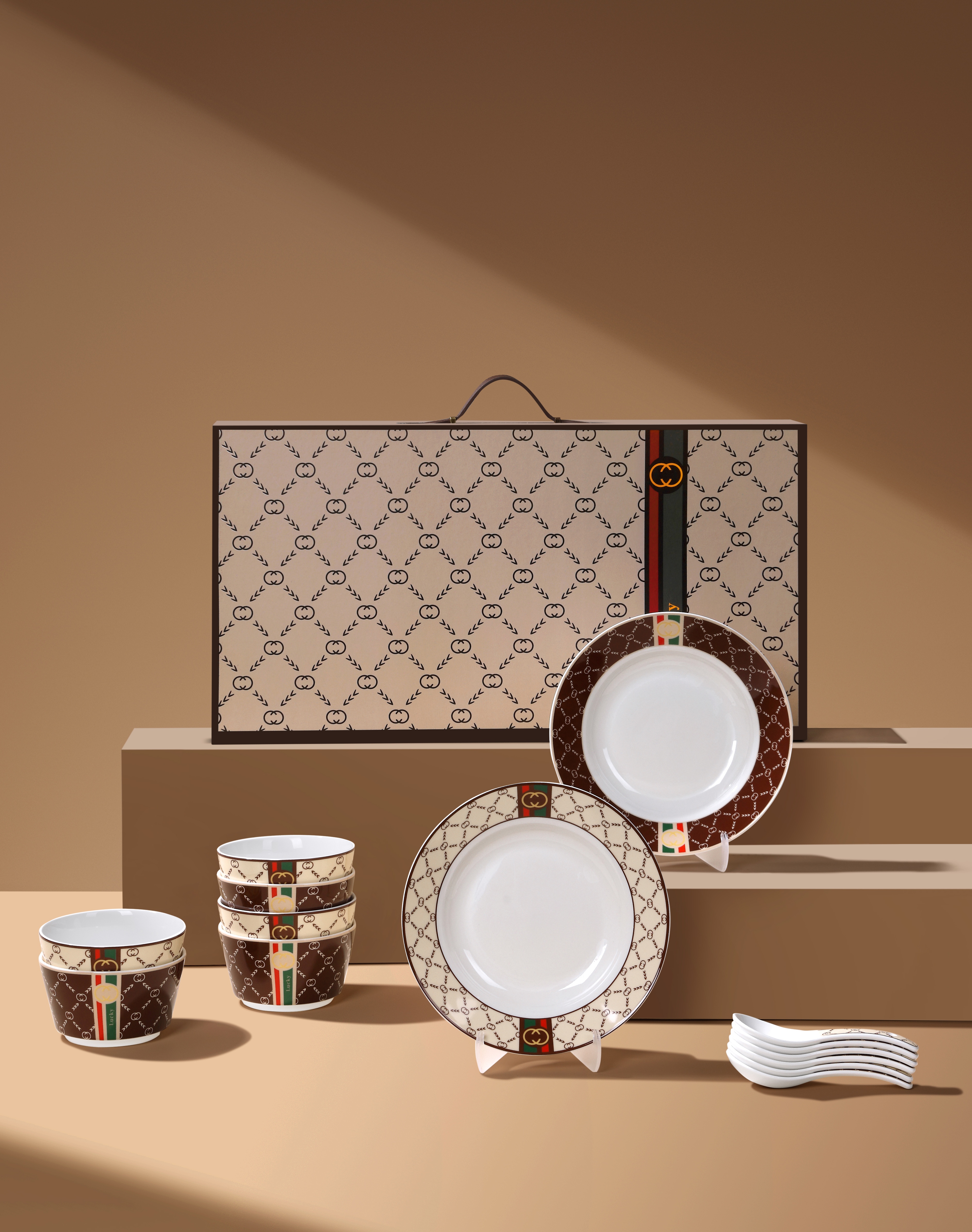 餐具礼品碗欧式碗欧式餐具陶瓷碗陶瓷餐具中式餐具创意礼品日式碗盘水果塑料盘干果盘水果盘发玻璃果盘水果塑料盘陶瓷盘详情66