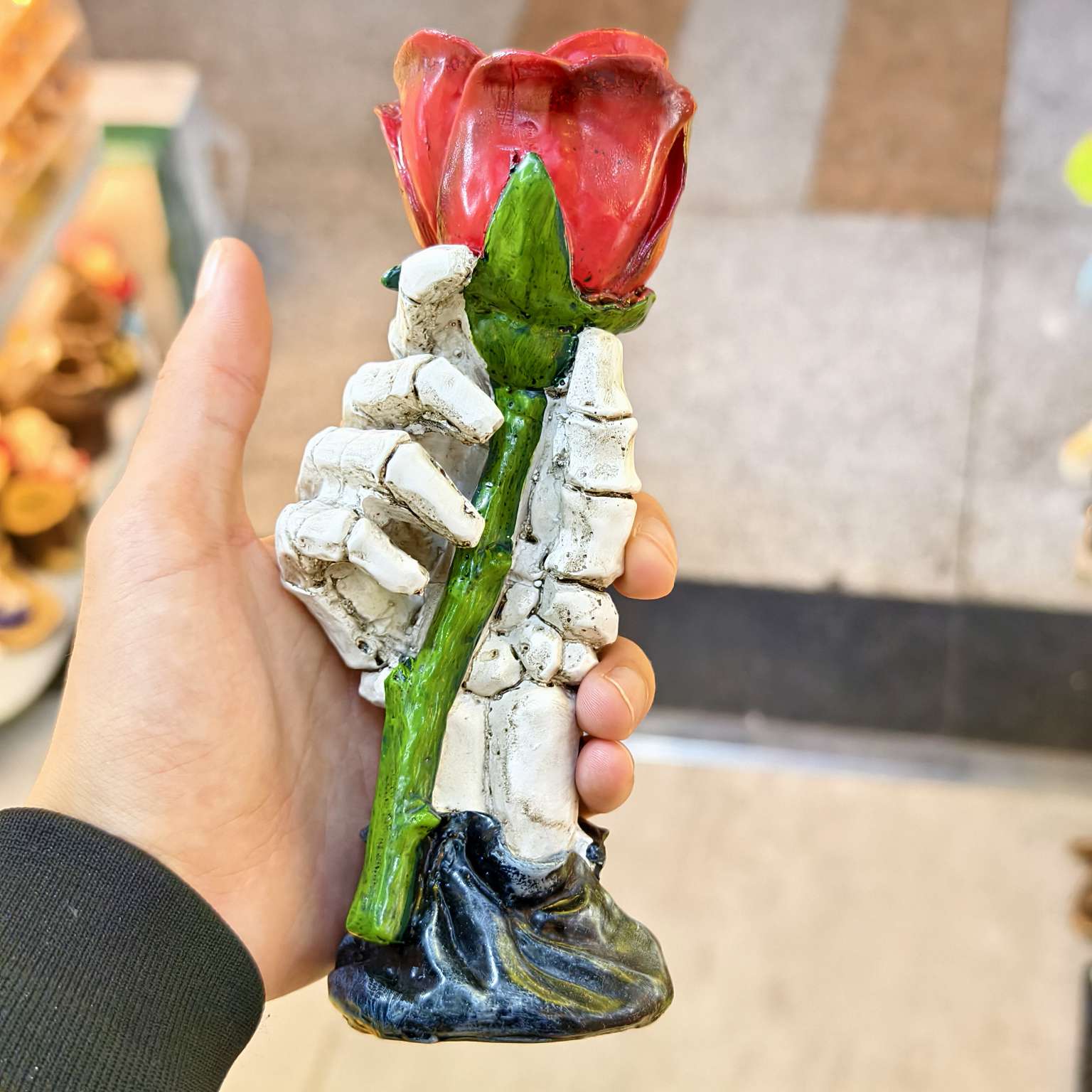 Resin handicraft ornaments detail image 7