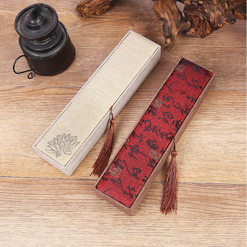 factory printed linen tassel beads beeswax gift packing box ring bracelet pendant necklace box wholesale Application Scenario