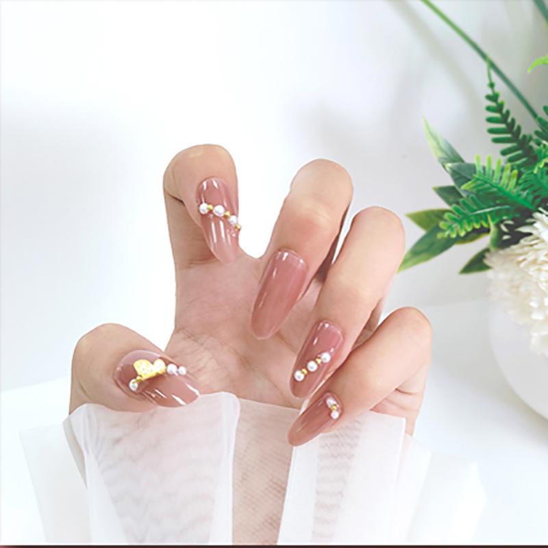 wear nail proofing plate fake nail patch make handmade nail beauty piece according to customer requirements Application Scenario