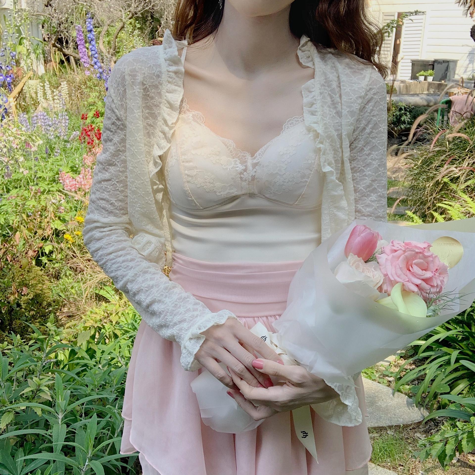 2024 french lace cardigan women's summer thin pure desire jacket sun protective blouse short top shawl outer match details Picture