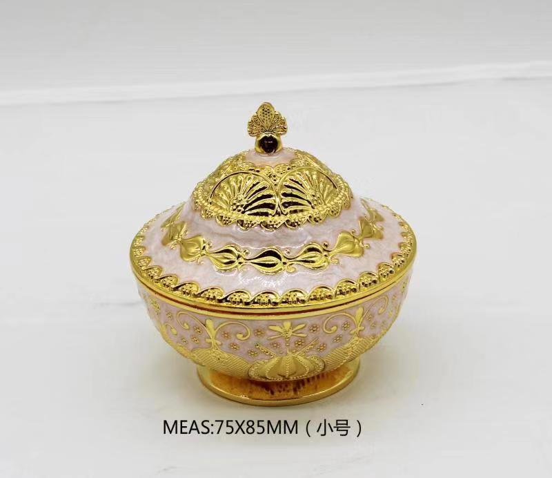 Retro European-style metal sugar mold electroplated and colored home decoration items, home and restaurant sugar cup handicraft items Specification image