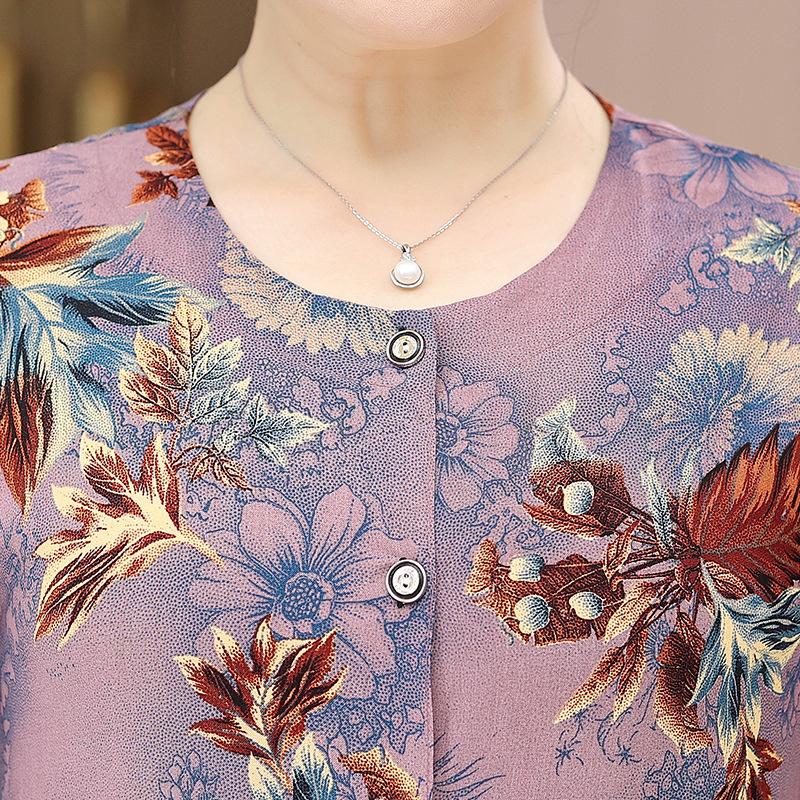Middle-Aged and Elderly Summer Wear Mom Short Sleeve Artificial Cotton Cardigan Single Blouse Grandma Cotton Silk Shirt Old Lady Shirt Application Scenario