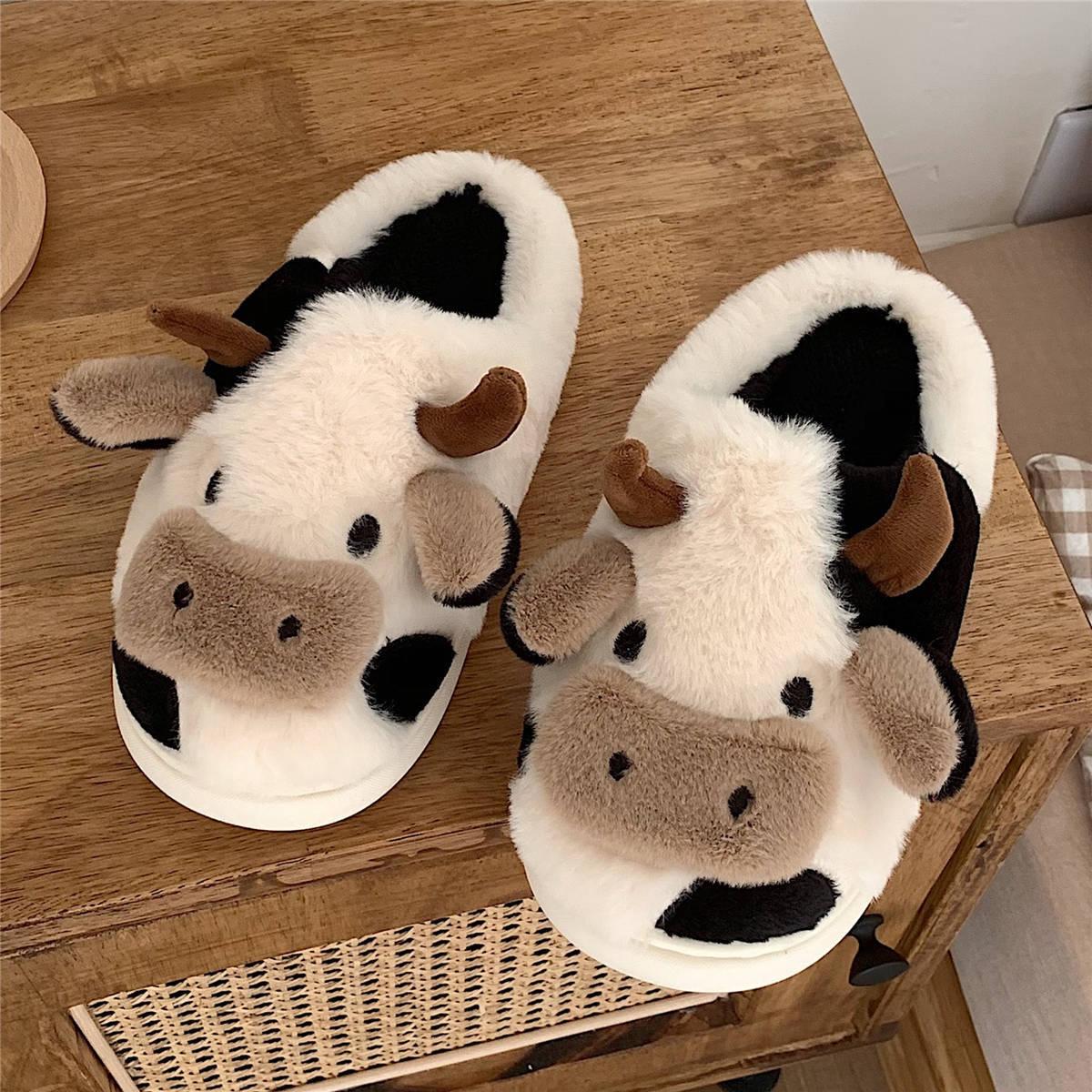 cute girl heart cow baotou cotton slippers winter fashion girl home warm plush confinement shoes details Picture