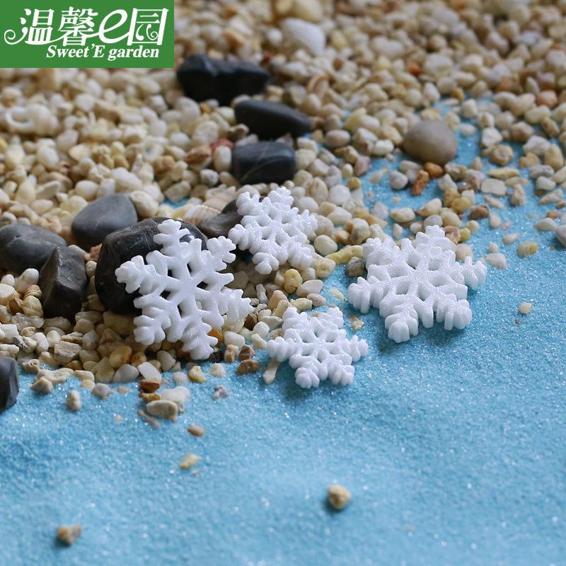 moss micro landscape landscaping material diy ornaments accessories christmas snowflake mini small ornaments cell phone shell accessories Specification drawing