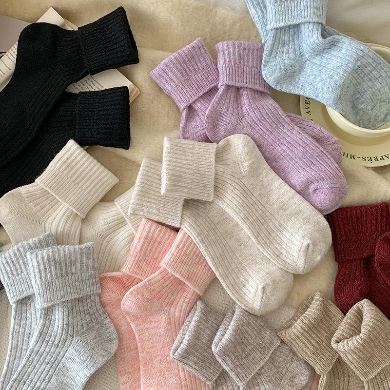 wool socks women's autumn lunar november socks thickened thermal home wear floor winter japanese style simple cashmere pile style long socks Application Scenario