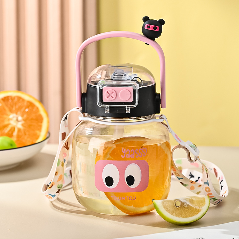 Y217-1550 water cup for students, high appearance level, cartoon double plastic water bottle for both men and women, cute, portable and large capacity Application Scenario