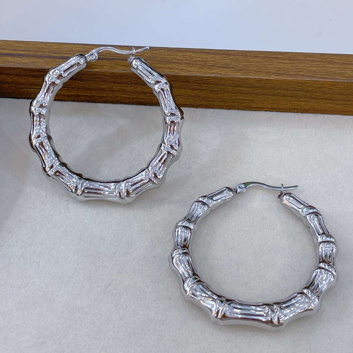 时尚耳圈 大耳圈 气质耳圈 大衣必备 钛钢饰品 