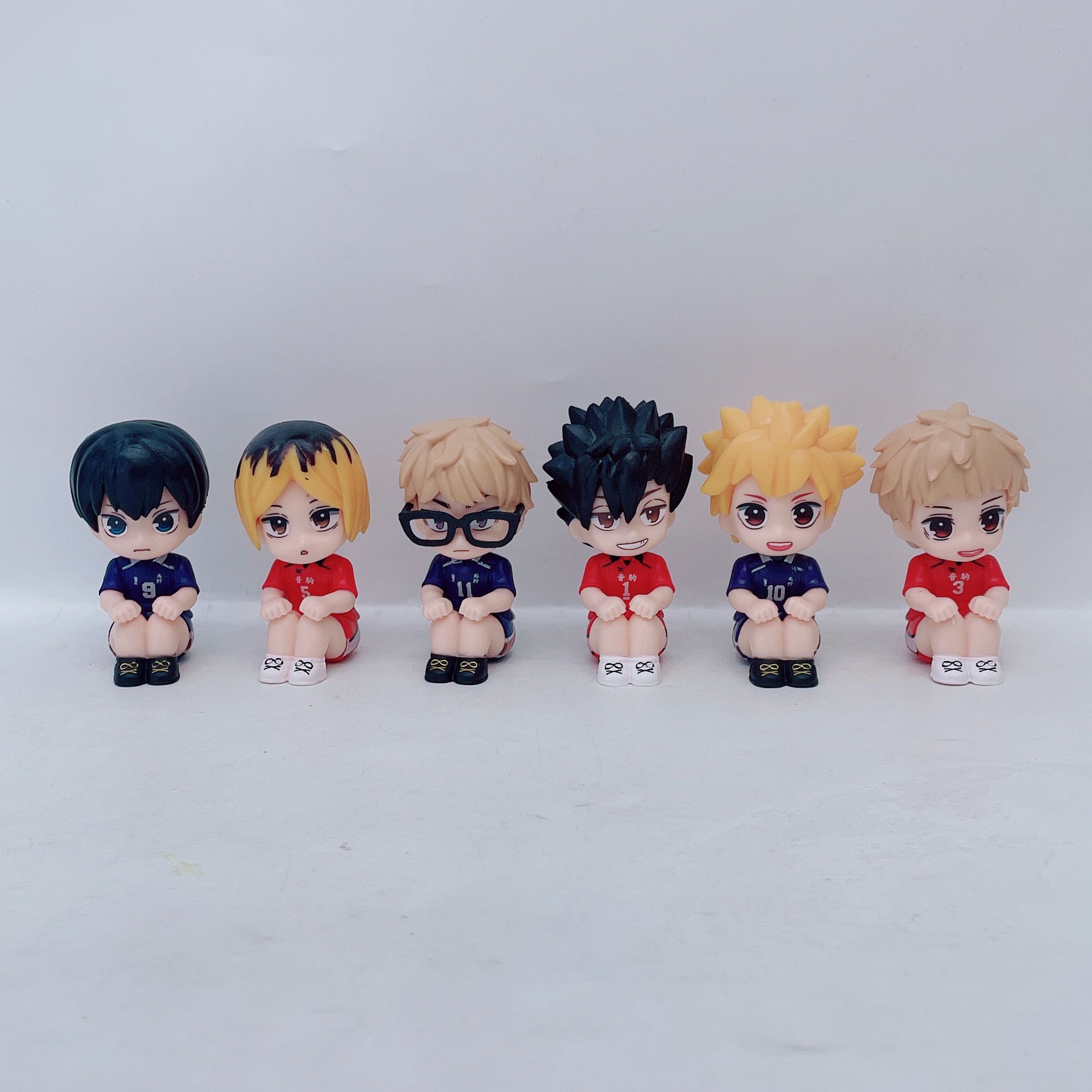 Voleibol juvenil mano oficina de día xiang yang sombra montaña vuelo macho macho anime modelo mesa muñeca merchandising venta al por mayor pic 1
