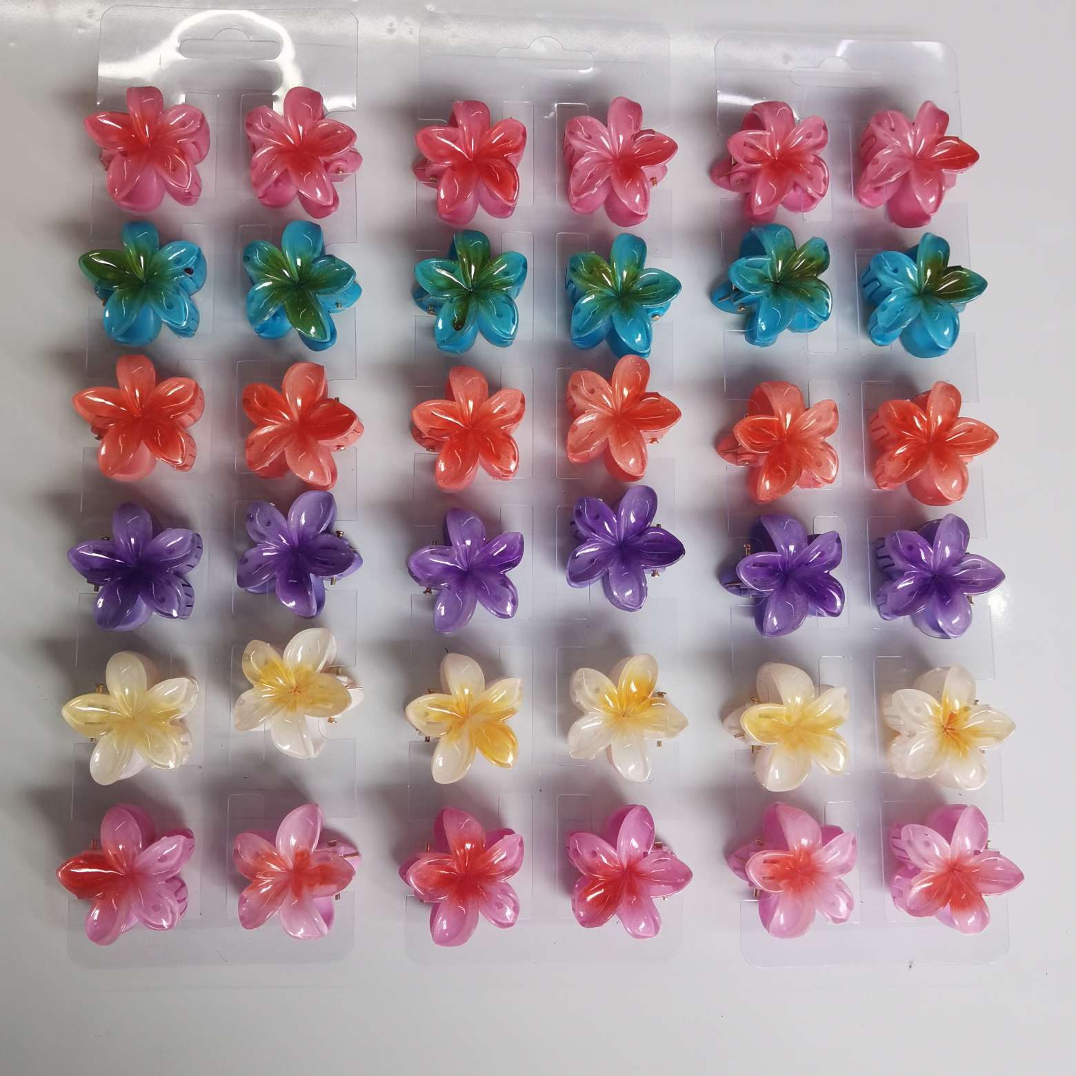 3.2 cm popular internet-famous back-sprayed 6-color sunflower frangipani Item Picture