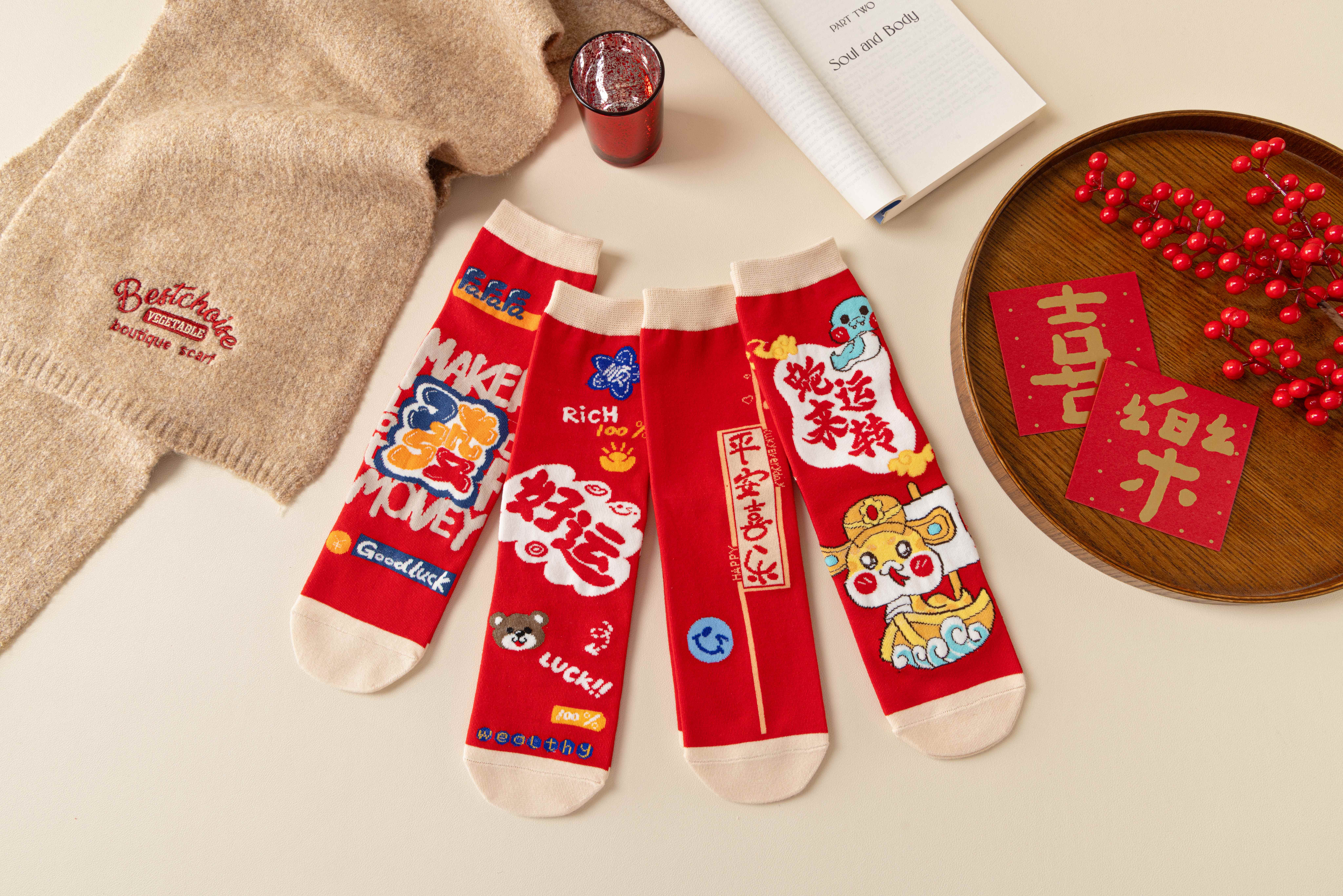 Red socks for women's autumn and winter, 2025 Year of the Snake, Red socks for the Year of the Snake, mid-calf socks, exquisite gift box set Item Picture
