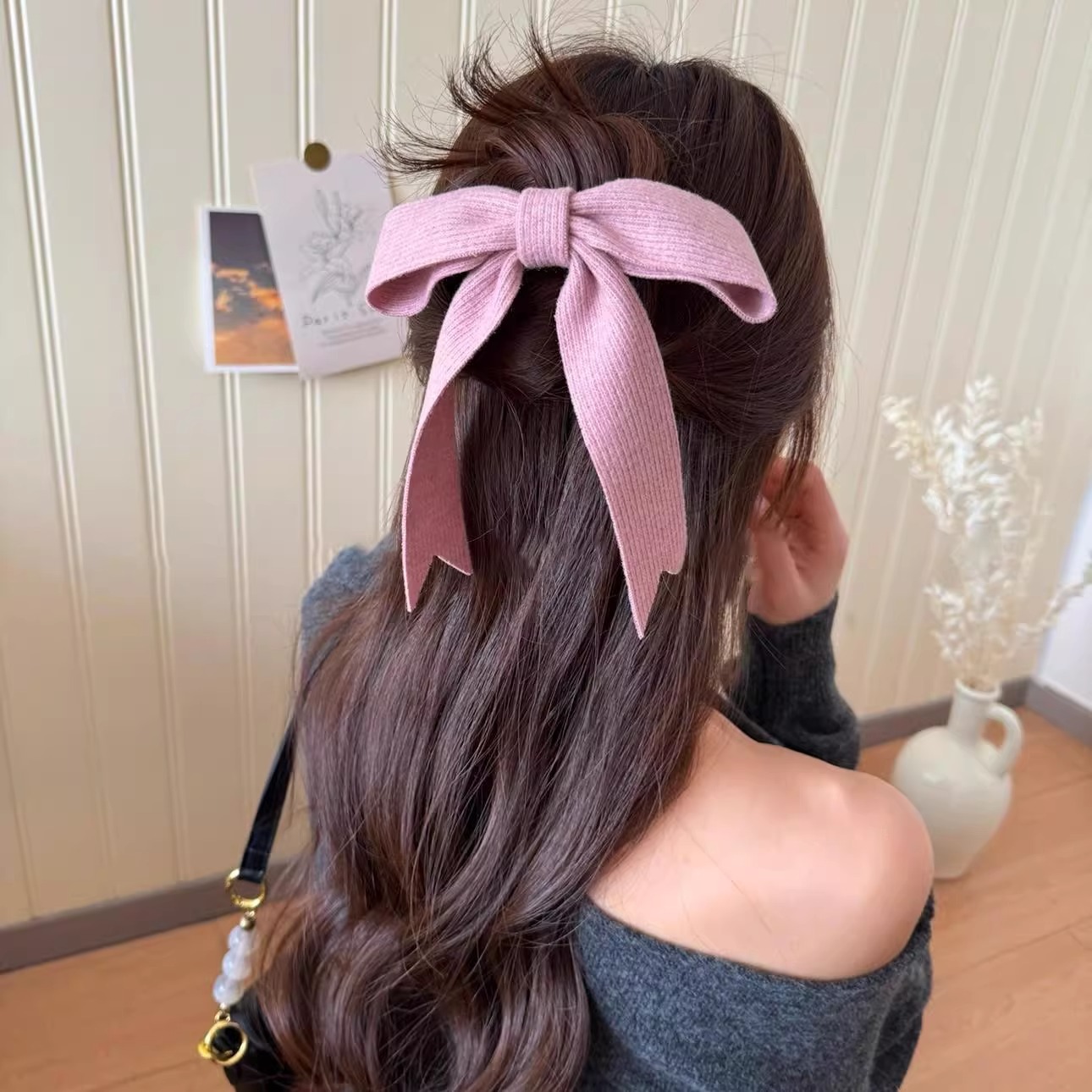 Creative Chenmo Accessories, hair accessories, hair clips, velvet fabric, unique design, exquisite and fashionable, essential for ladies, handcrafted bow hair clips wholesale detail image 18