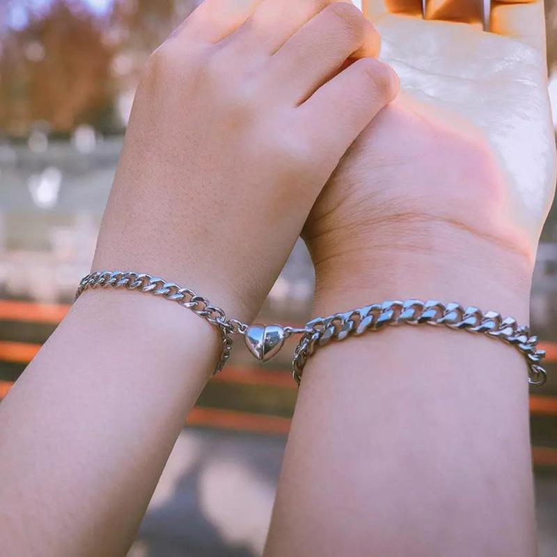 European and American Cold Style Heart Bracelet Personality Magnet Suction Bracelet Distressed Pair Magnet Couples Bracelet