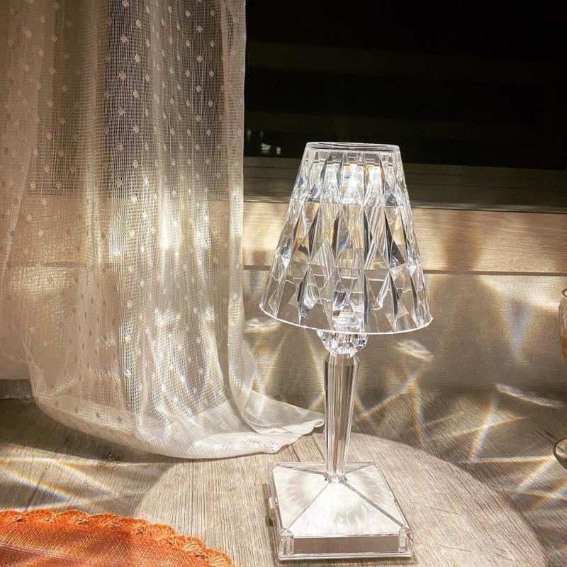Shenzhen Led Crystal Lamp Wholesale Indoor and Outdoor Decoration Romantic Crystal Table Lamp Can Make Logo Beautiful and Easy to Use Application Scenario
