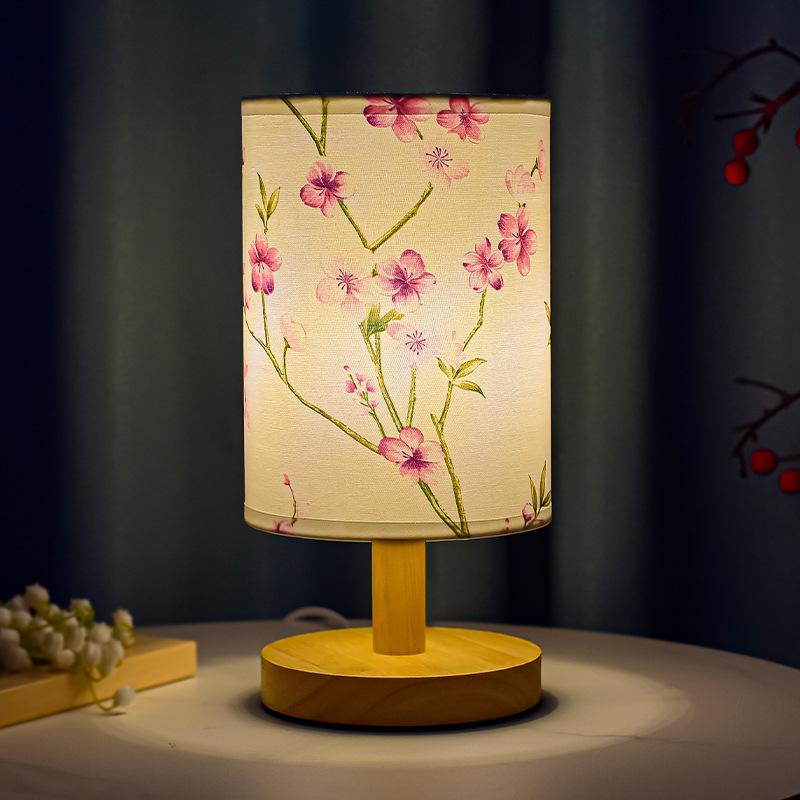 chinese style artistic table lamp bedroom sleep bedside lamp vintage ornament dormitory led small night lamp atmosphere creative Application Scenario