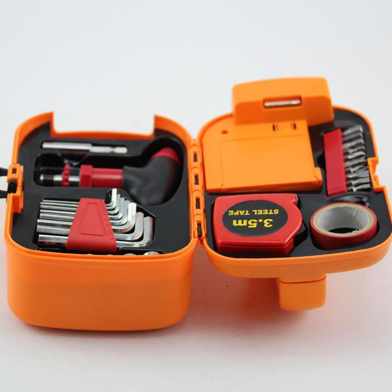 led multi-function toolbox household screwdriver tool with light set tool emergency car repair double-layer toolbox Application Scenario