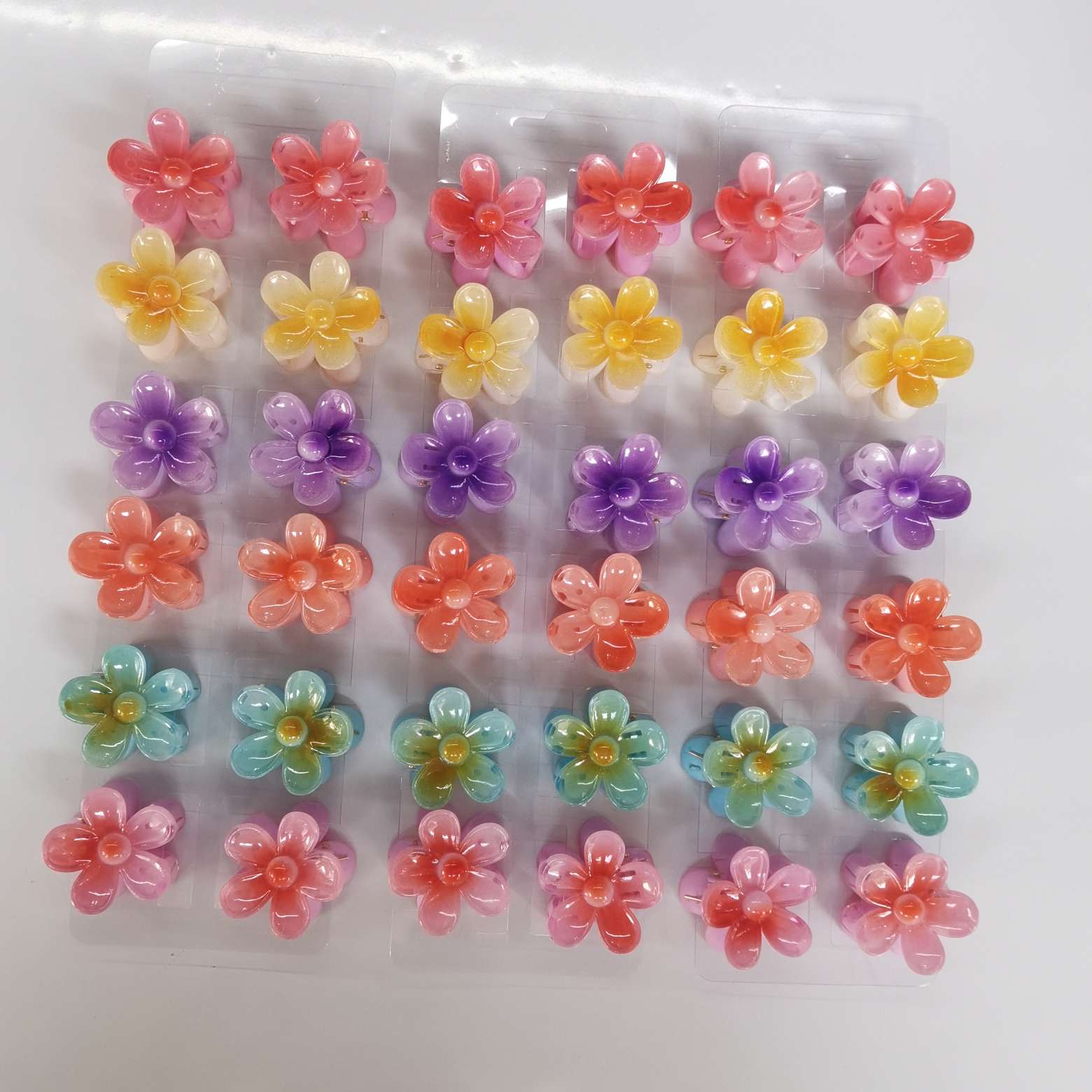 3.2 cm popular internet-famous back-sprayed 6-color sunflower frangipani Application Scenario