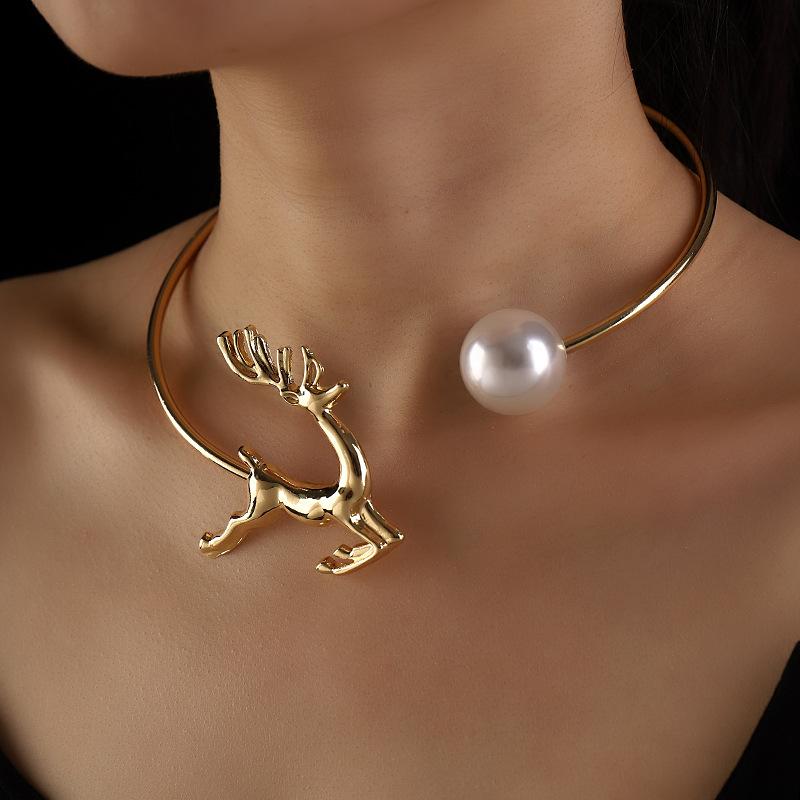 creative metal animal deer pearl collar bracelet bracelet suit random shape simple and light luxury ornament manufacturer full figure