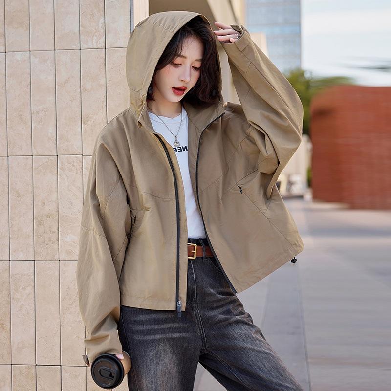 fall 2024 new work clothes casual short outdoor jacket coat women's small loose tall hooded jacket