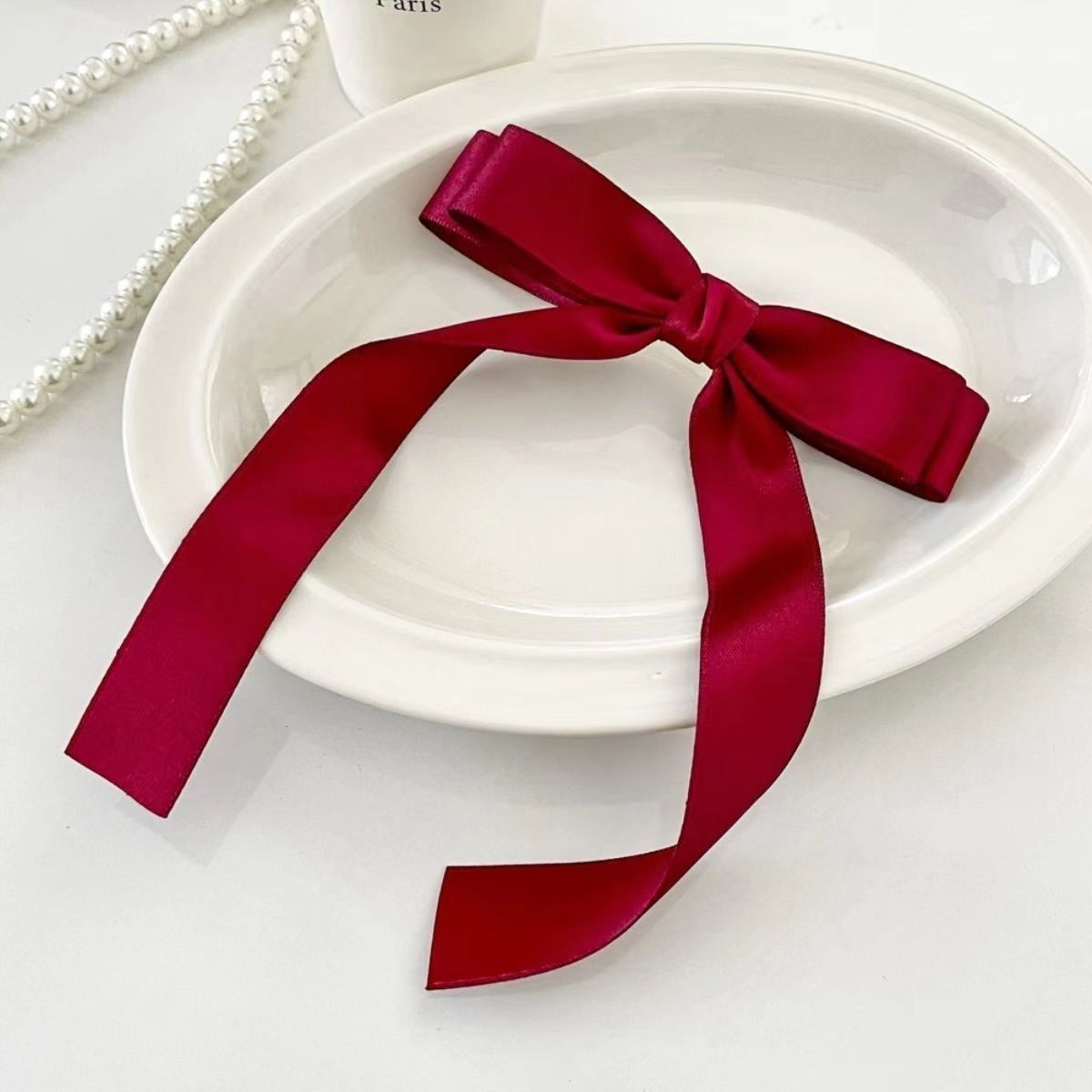 Creative accessory cotton head accessory hair clip unique design hair accessory simple and fashionable women's hair accessory Application Scenario