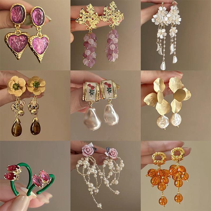 silver stud rhinestone-encrusted crystal pearl earrings european and american retro affordable luxury long earrings fresh sweet high-grade earrings for women Specification drawing