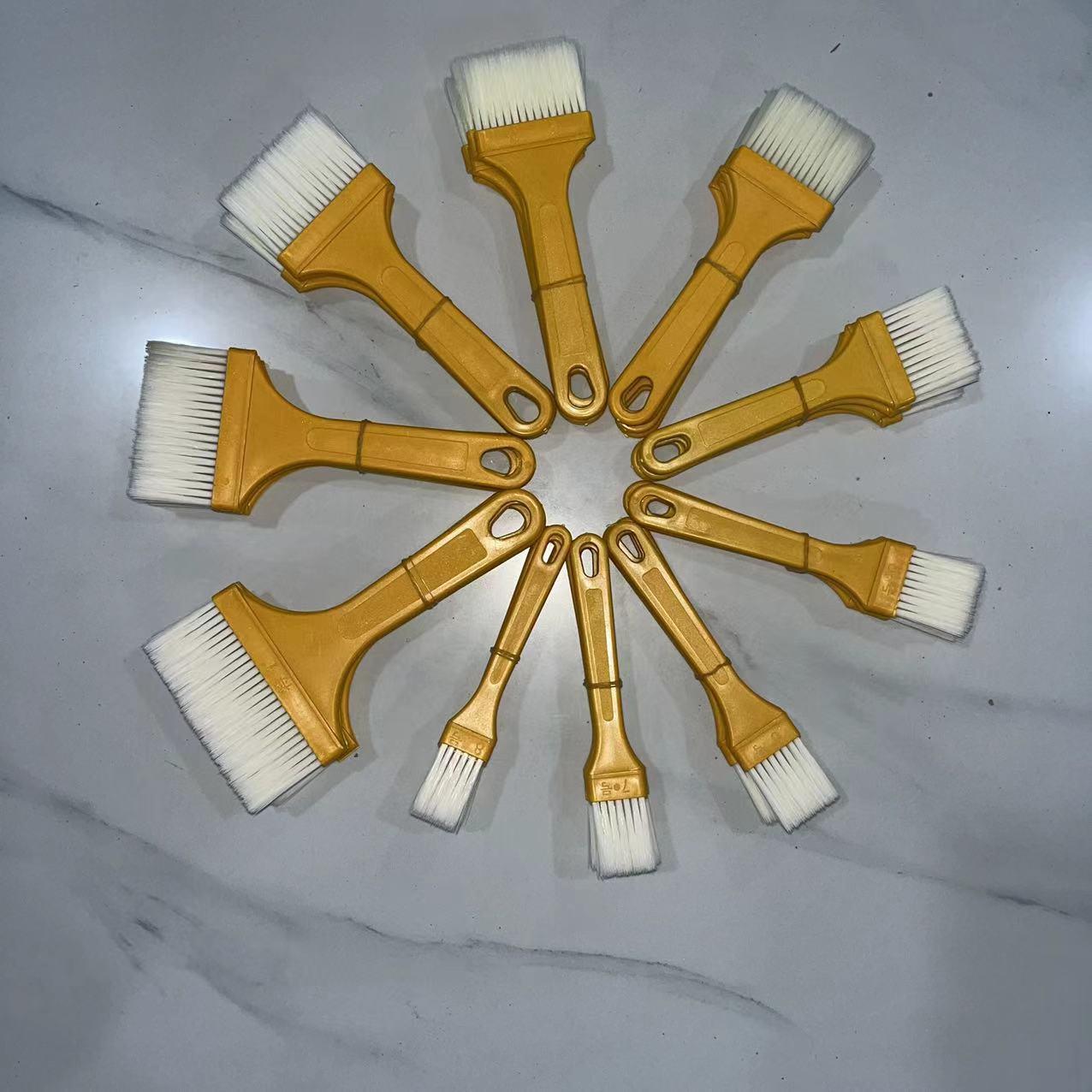 thick plastic paint brush plastic yellow handle oil brush lint-free barbecue brush hair planting small brush cleaning oil brush
