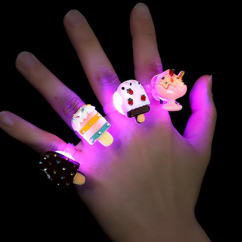 cross-border amazon hot selling soft rubber tpr ice cream led light children party resin children luminous ring Specification drawing
