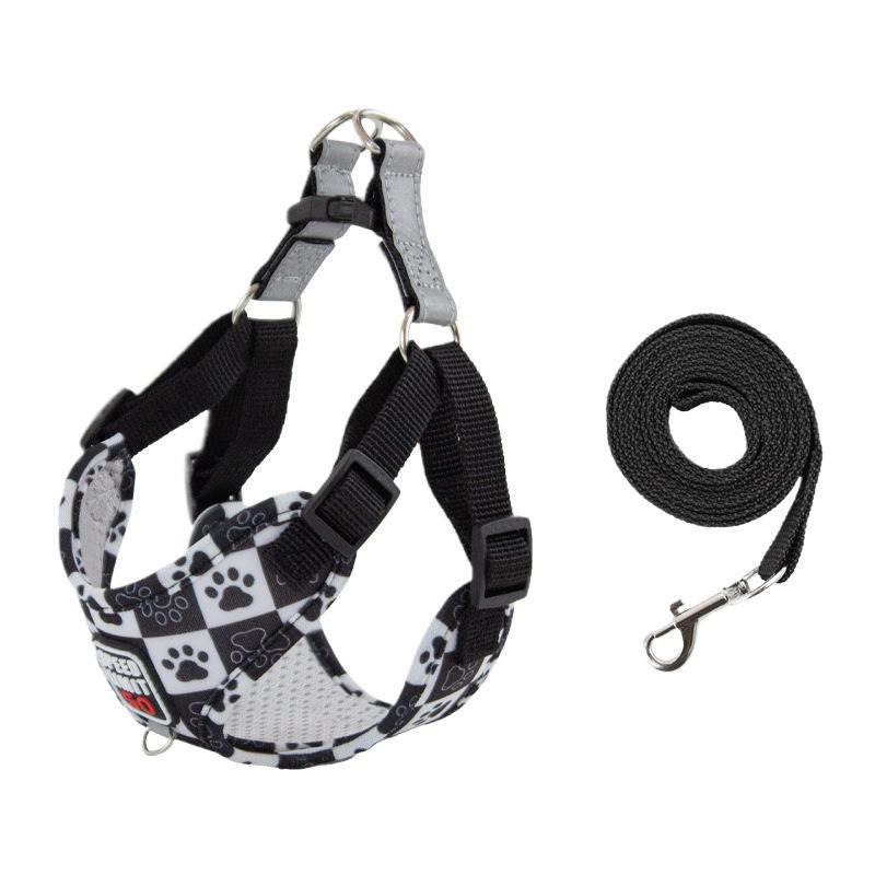 pet hand holding rope new vest reflective dog  chest and back adjustable universal Application Scenario
