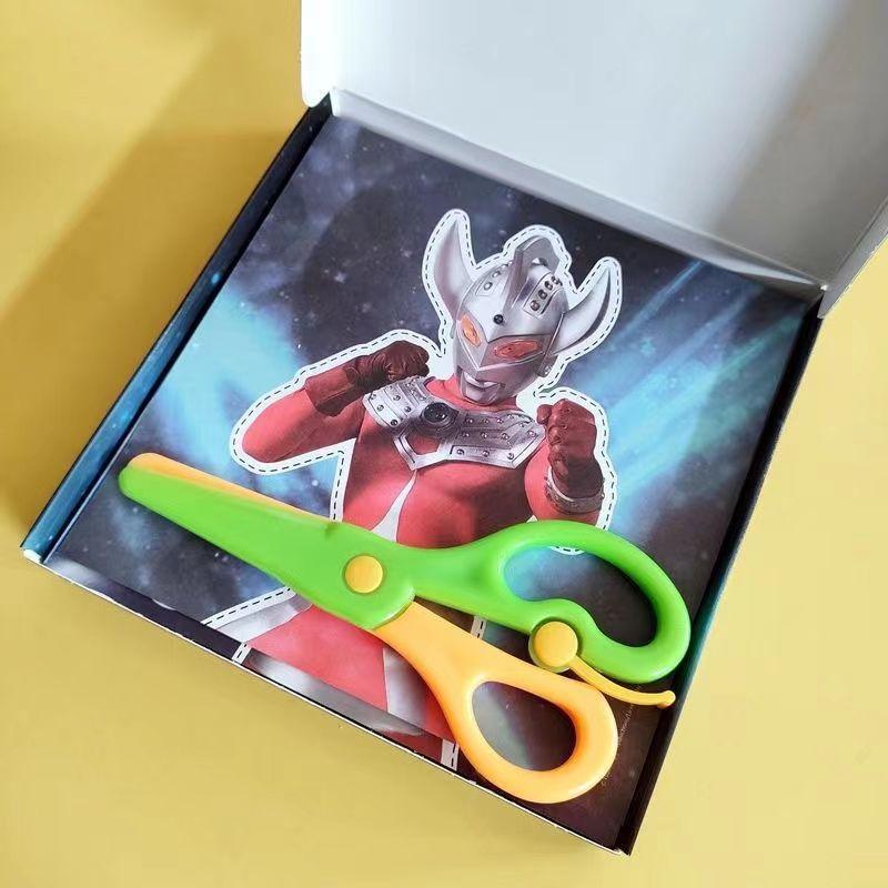 children's paper-cut handmade piggy page tool suit ultraman paper ye luoli paper 2-3-6 years old kindergarten Specification drawing