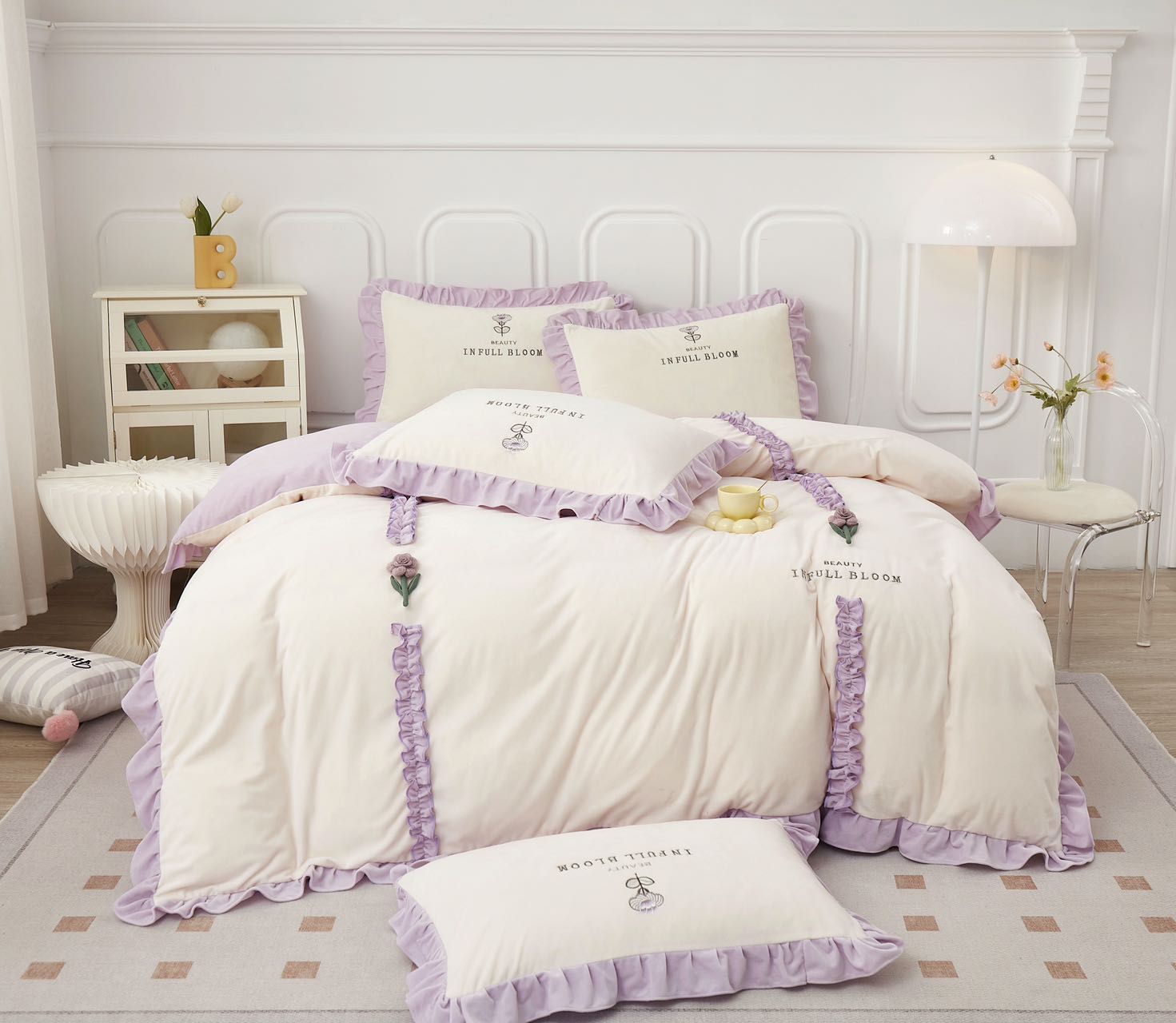 A new bestseller for winter: A fresh and delicate four-piece set with lotus edges, flower embroidery and baby fleece warmth Application Scenario