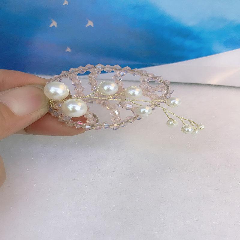 autumn and winter clothing ornament ornament accessories fashion wild winter coat sweater pearl leaves twist copper wire pin details Picture