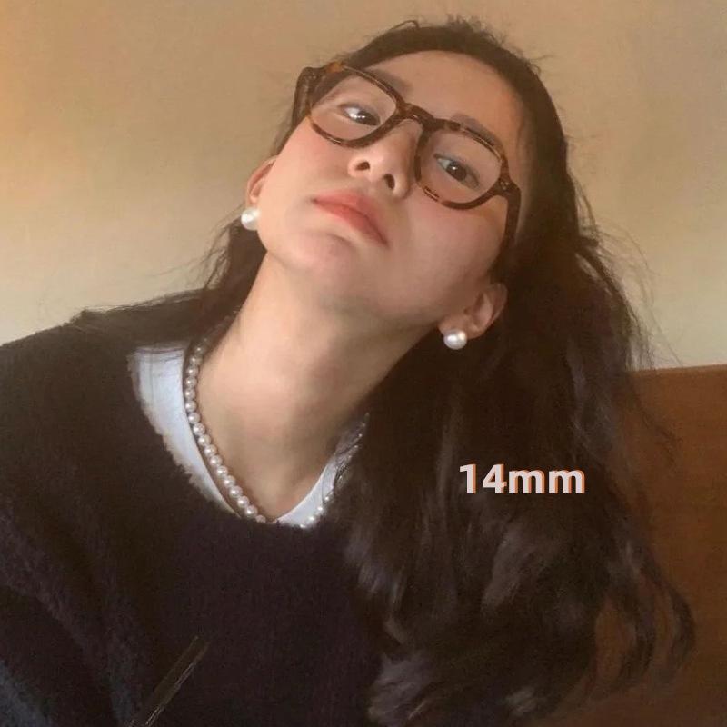 Perfect Circle Strong Light Pearl Stud Earrings Fever Same Retro Shijia Pearl Earrings Mosquito Coil Ear Clip without Piercing for Women Specification drawing