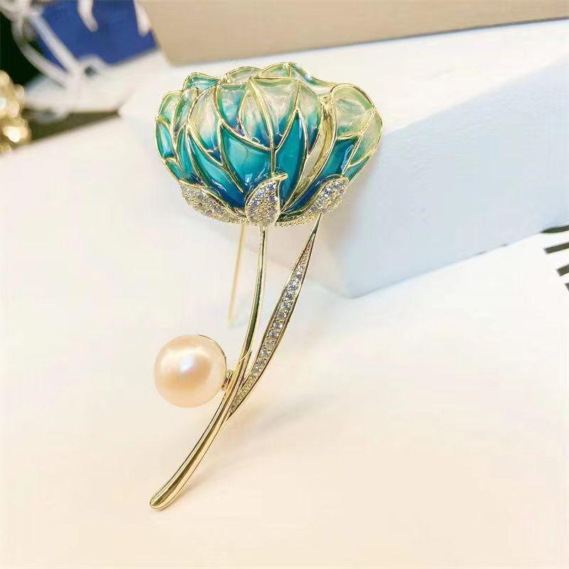 Flower Brooch Ornament High-End Entry Lux Style Fashion Accessories Niche High Sense Pearl Flower Brooch Accessories Cross-Border full figure