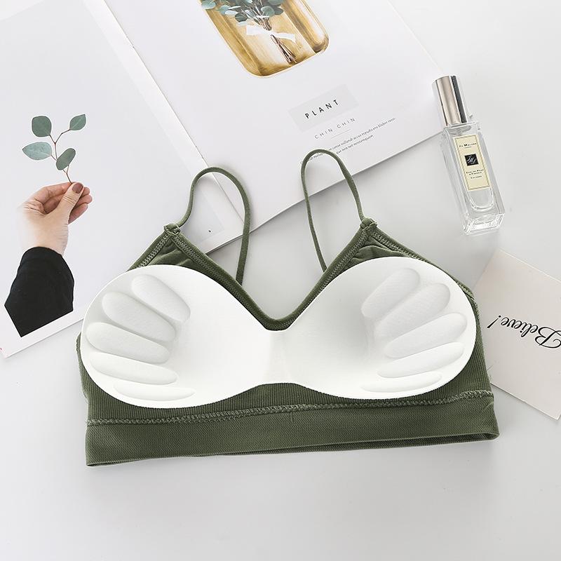 [Seamless New] Seamless V-neck Super Elastic Spaghetti Straps Chest Wrap Breathable Push up Shape Fixing Wireless Bra Underwear Application Scenario