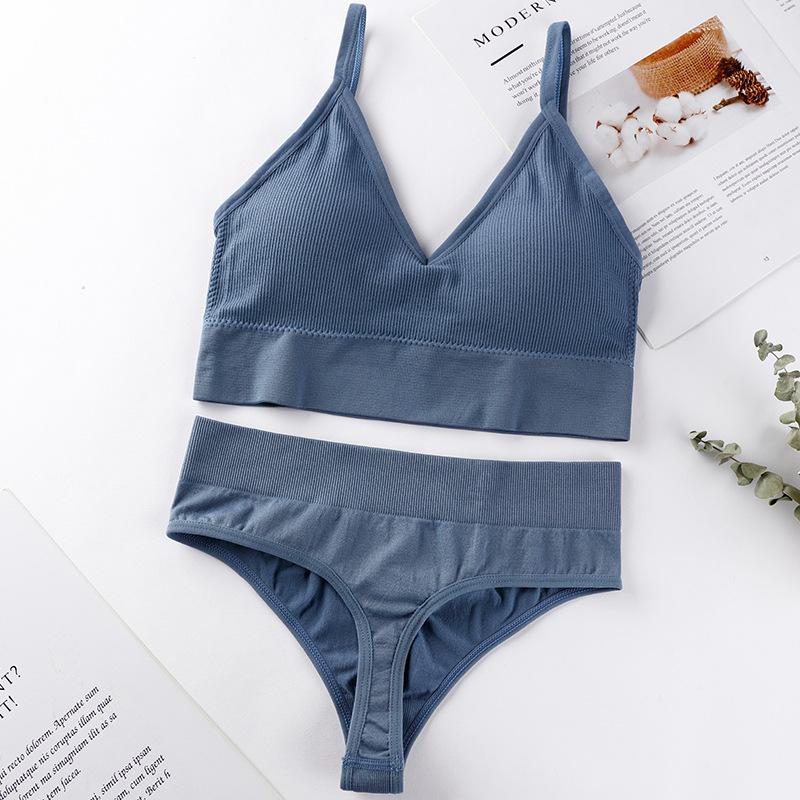 women's underwear small chest push-up thin wireless plus size sports sling vest french triangle cup bra set Application Scenario