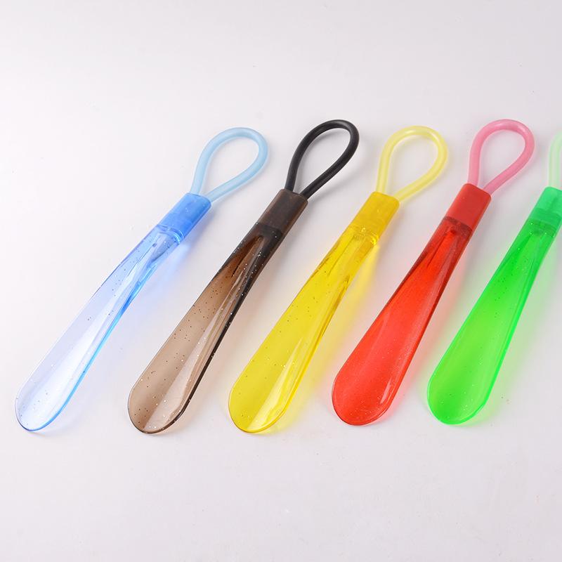 factory direct sales plastic crystal shoehorn lazy shoe-wearing device shoe-lifting device home small shoehorn shoe-lifting device