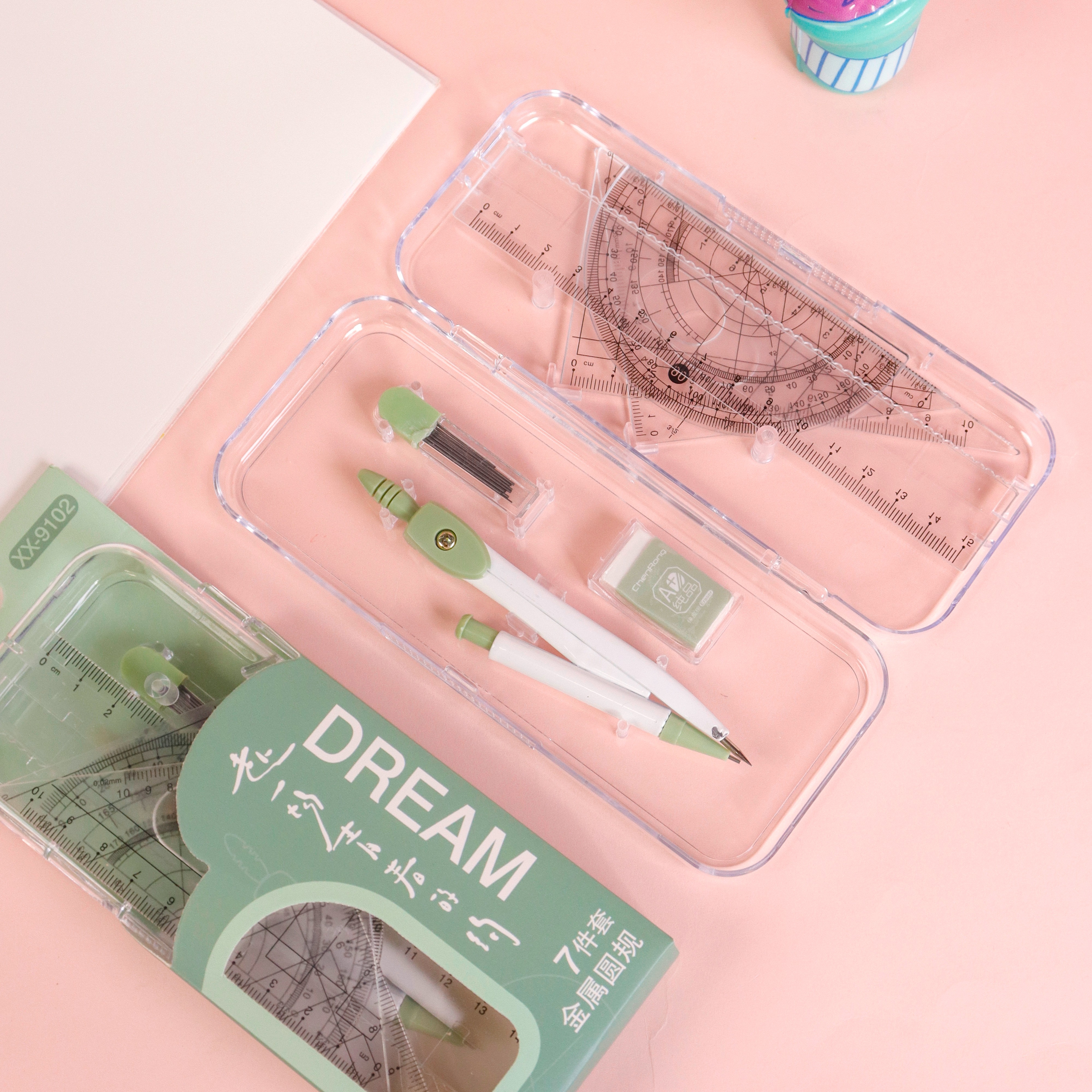 XX-9102 Compass Seven-piece Set, 7-piece set, metal compass set, primary and secondary school students' examination drawing, design and drawing tools, student drawing instruments wholesale Application Scenario
