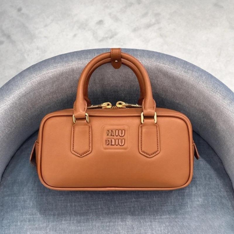 bowling handbag fashion new miu fashion small square bag trendy one-shoulder messenger bag large capacity bag for women Specification drawing