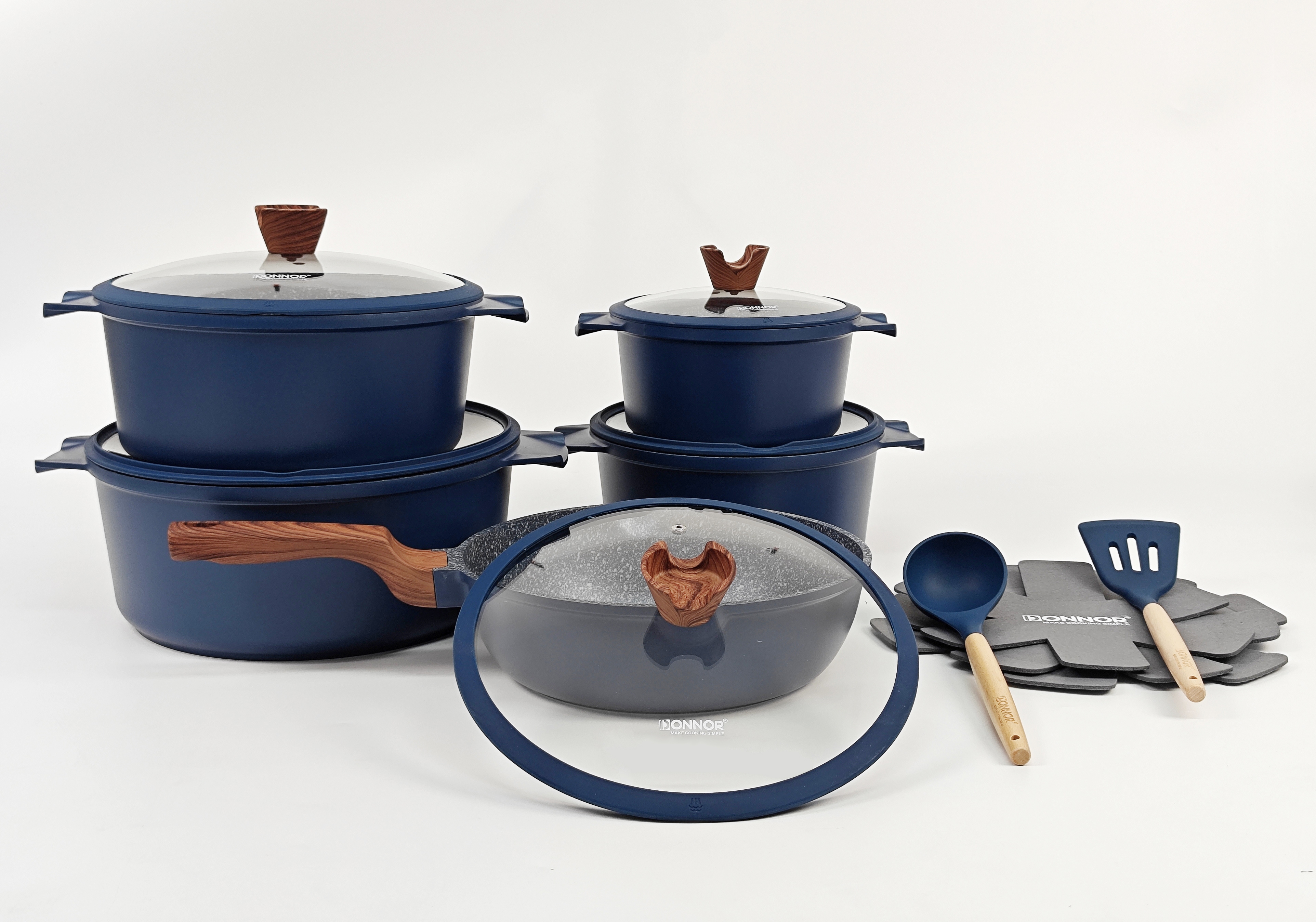 Ruili series 15-piece set: 20/24/28/32 soup pot, 28 deep frying pan, 3 silicone LIDS, 2 pot pads, 2 silicone spatulas, silicone LIDS covering the bottom, stacked with 5 layers of silver embossed color box, black, blue, ivory white details Picture