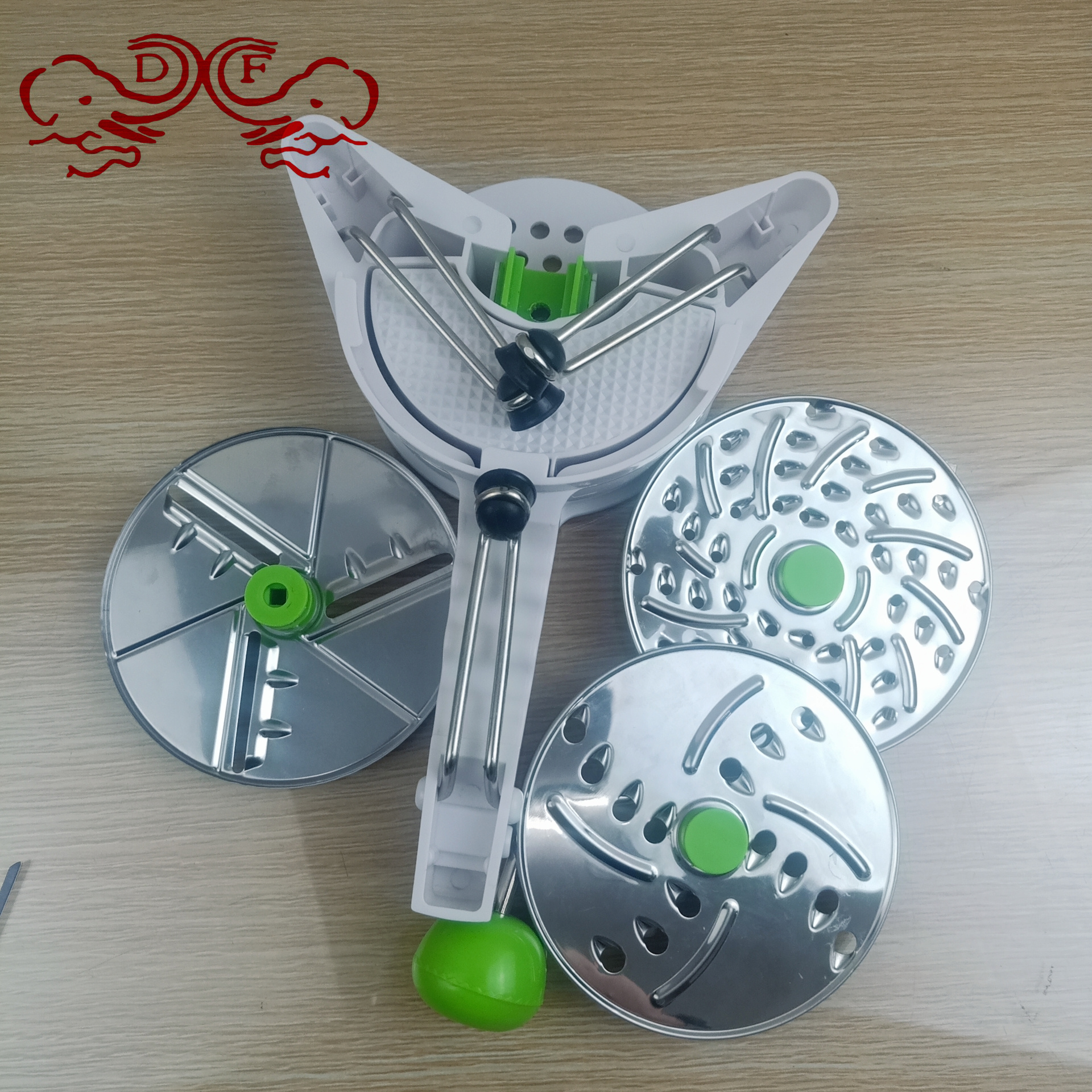DF68855 Multi-functional vegetable cutter Potato shreds tool wiper kitchen household coarse shredded radish shreds DF TRADINGHOUSE details Picture