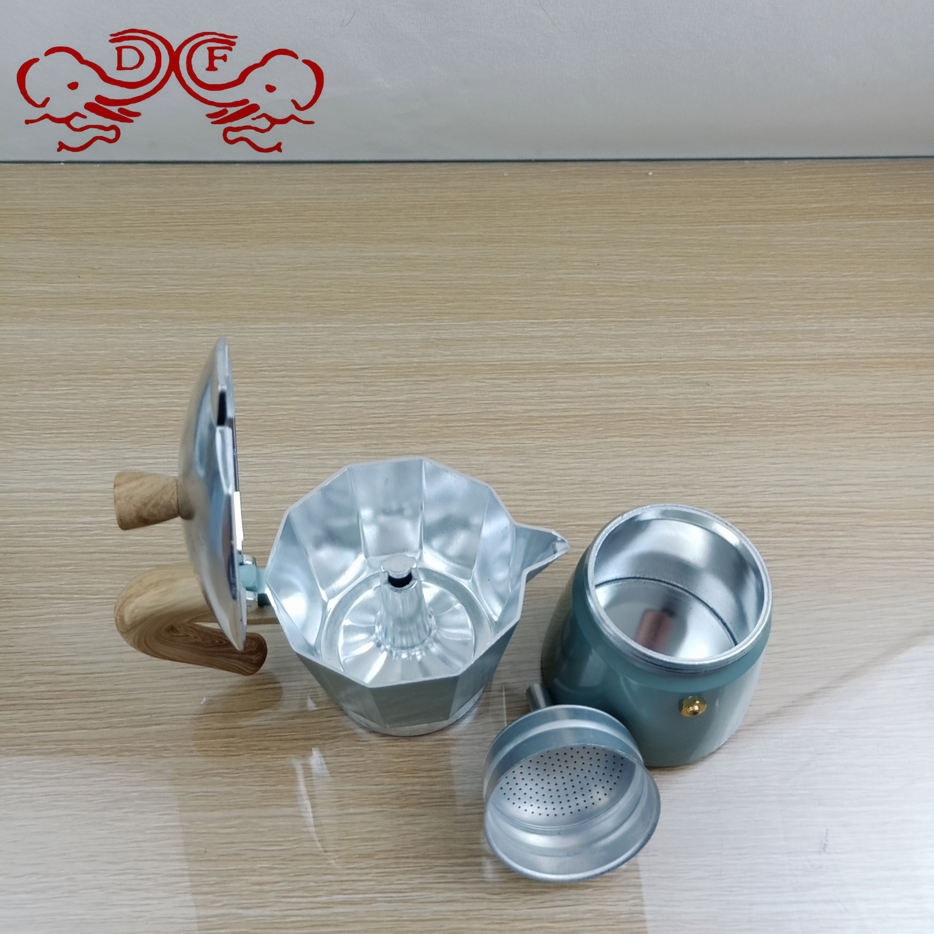 MF99636 Mapper Moicial Monographa مع أبريق قهوة إيطالي مزود بأغطية قهوة طازجة لاستخلاص القهوة DF Tradinghouse Specification image