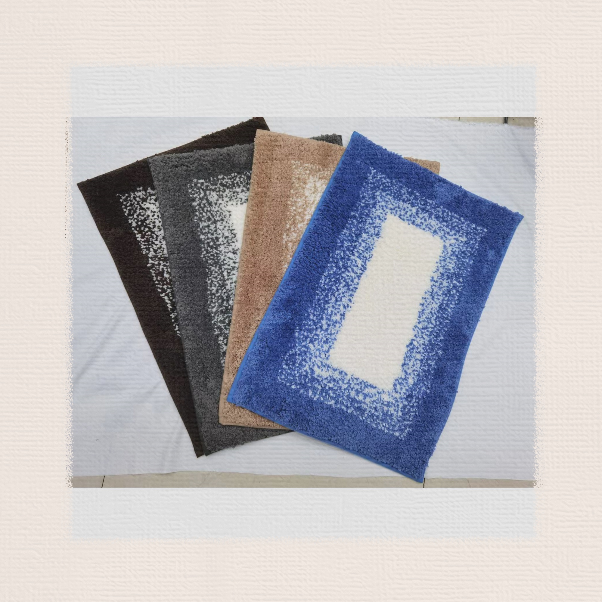 New ultra-fine gradient floor mat, anti-slip mat, floor mat, door mat, bathroom mat, absorbent mat, kitchen mat, carpet with TPR base. The product quality is good, the fabric is thick, and the size is 40*60CM Application Scenario