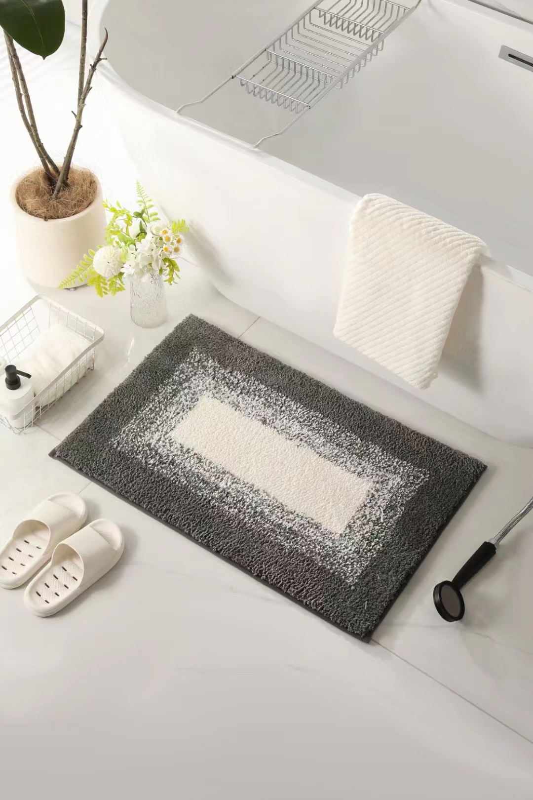 New ultra-fine gradient floor mat, anti-slip mat, floor mat, door mat, bathroom mat, absorbent mat, kitchen mat, carpet with TPR base. The product quality is good, the fabric is thick, and the size is 40*60CM Specification drawing