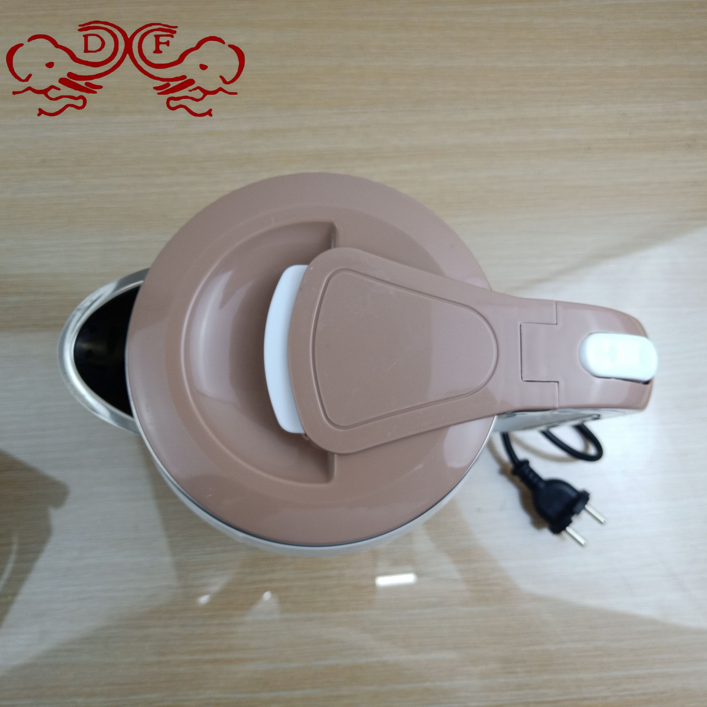 DF68862 Electric kettle, household heating kettle, heat preservation, automatic power-off, stainless steel large-capacity heating kettle, DF TRADINGHOUSE Application Scenario