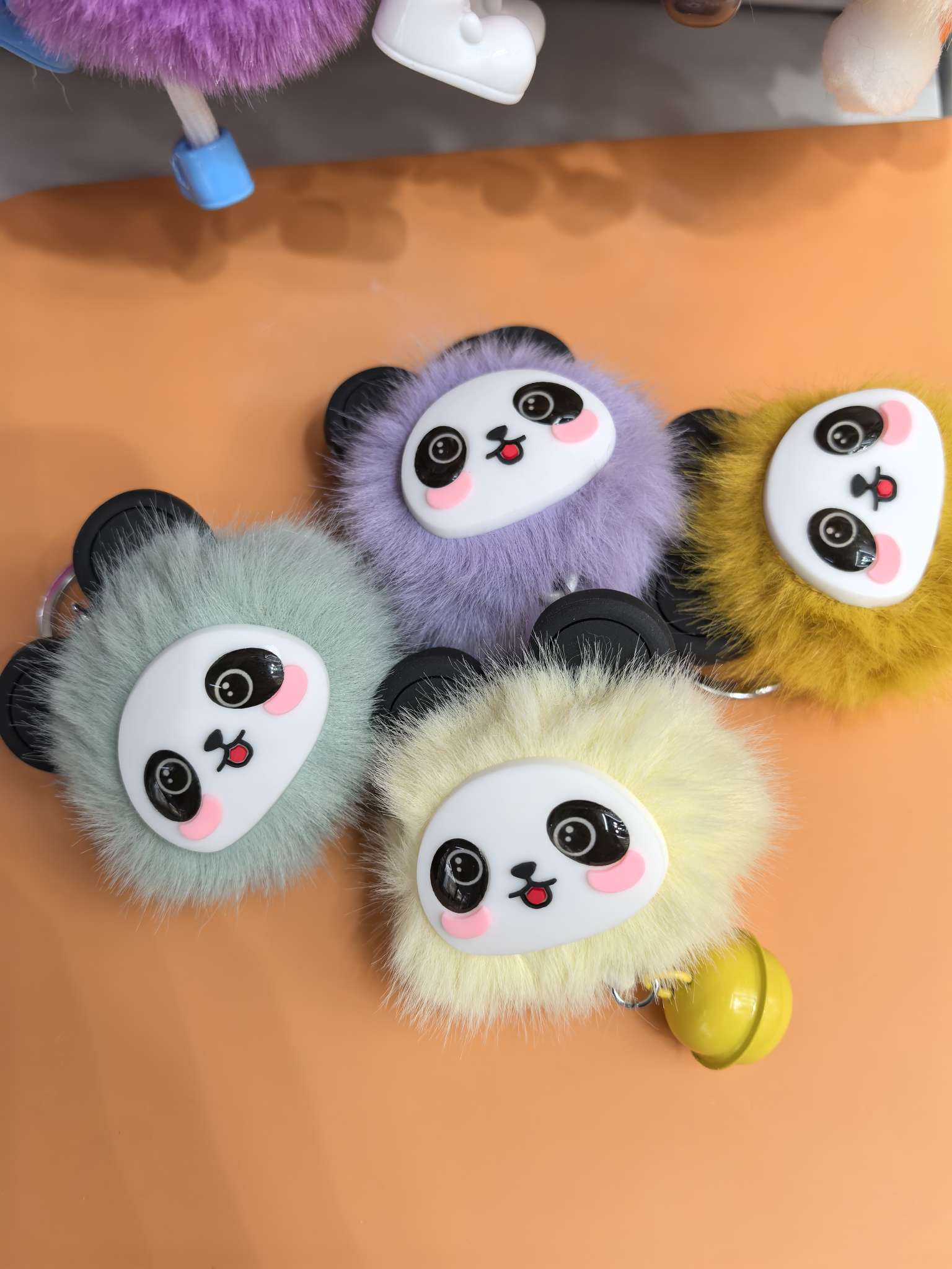 卡通动漫流沙瓶钥匙扣 玩偶挂饰 工艺品礼品 钥匙配饰 精美可爱创意亚克力钥匙扣白底实物图