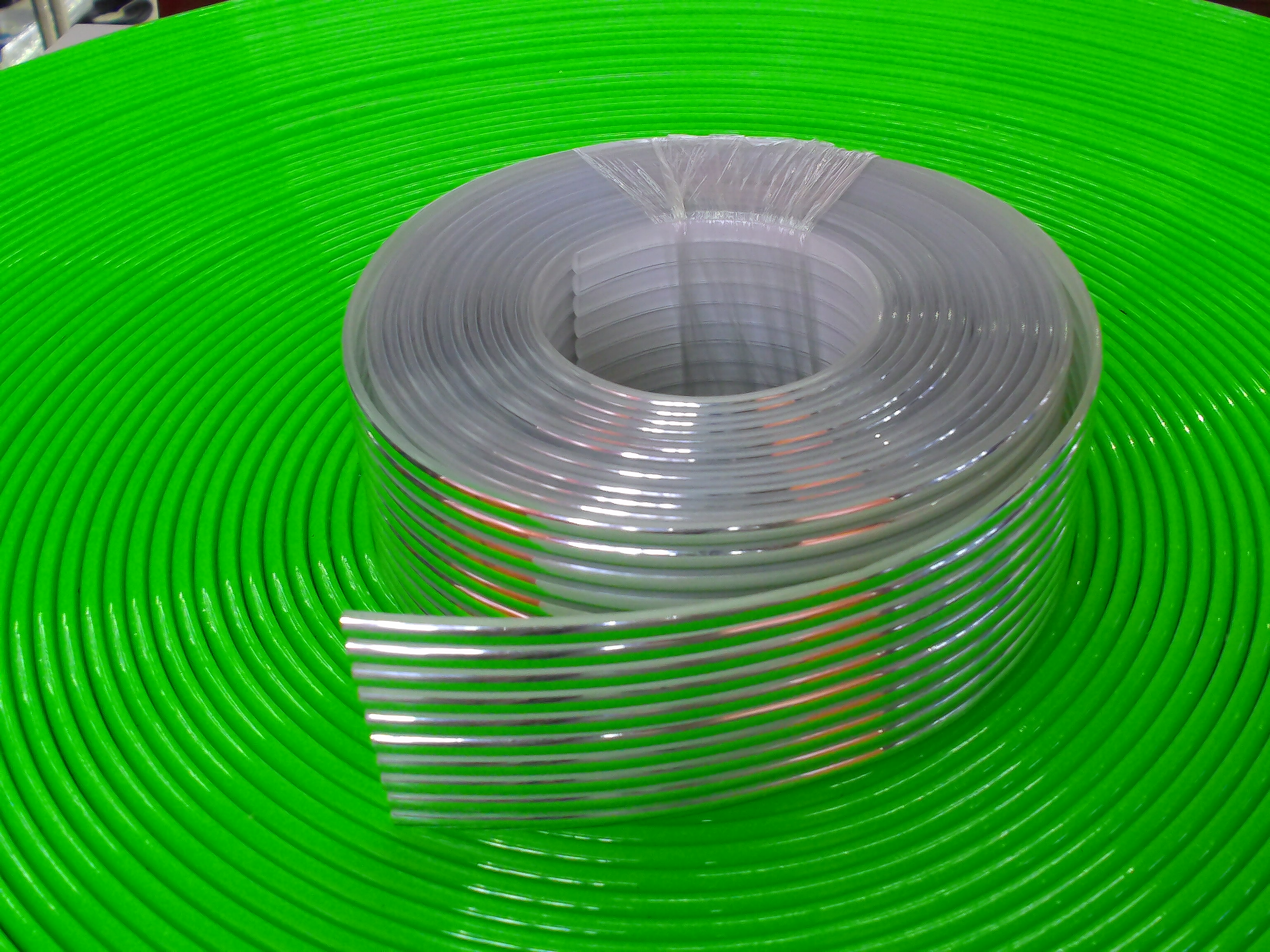 Direct sales from the manufacturer of PVC silver-white simple plastic belt accessories, shoe materials, accessories and jewelry parts details Picture