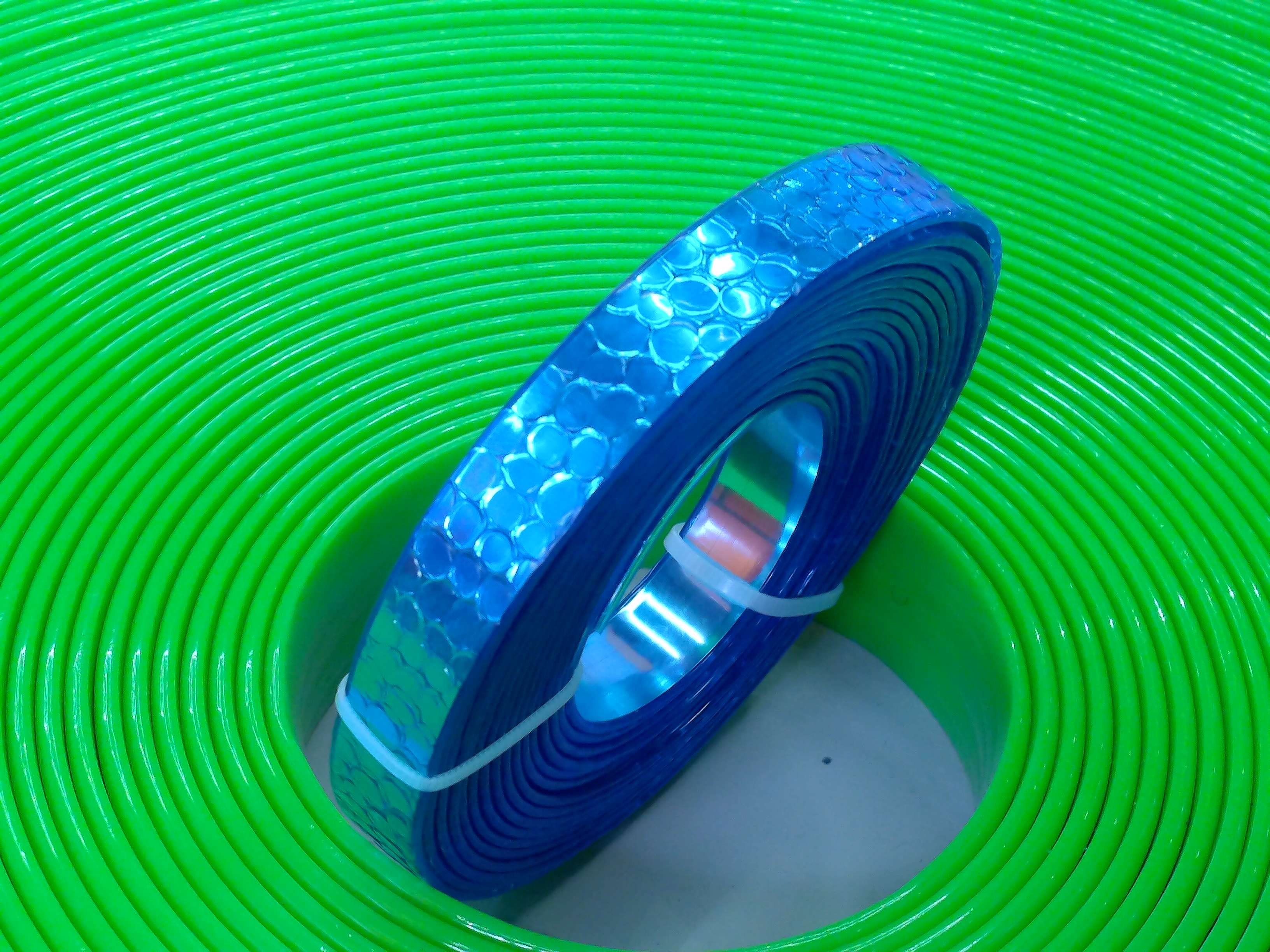 Direct sales from the manufacturer of PVC blue transparent simple plastic belt accessories, shoe materials, accessories and jewelry parts details Picture